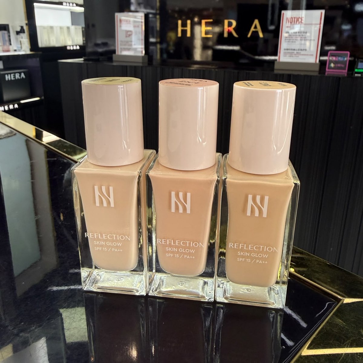HERA HE809 RELECTION SKIN GLOW FOUNDATION SPF15/PA++(KR38.0)